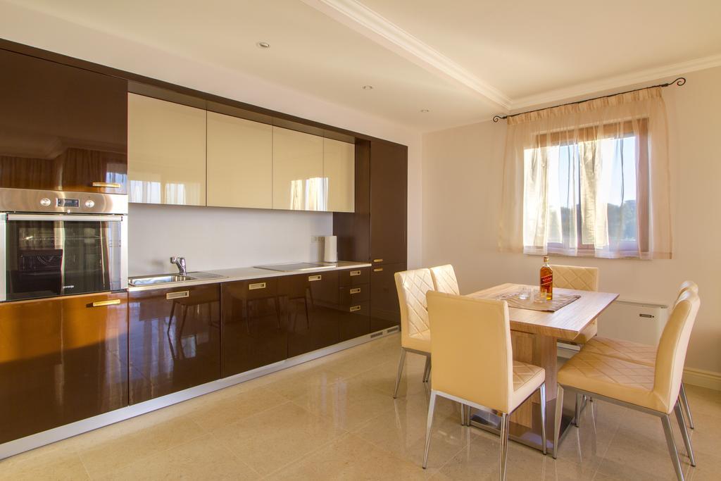 Luxury Apartments Villa Matea Malinska Quarto foto