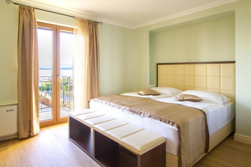 Luxury Apartments Villa Matea Malinska Quarto foto