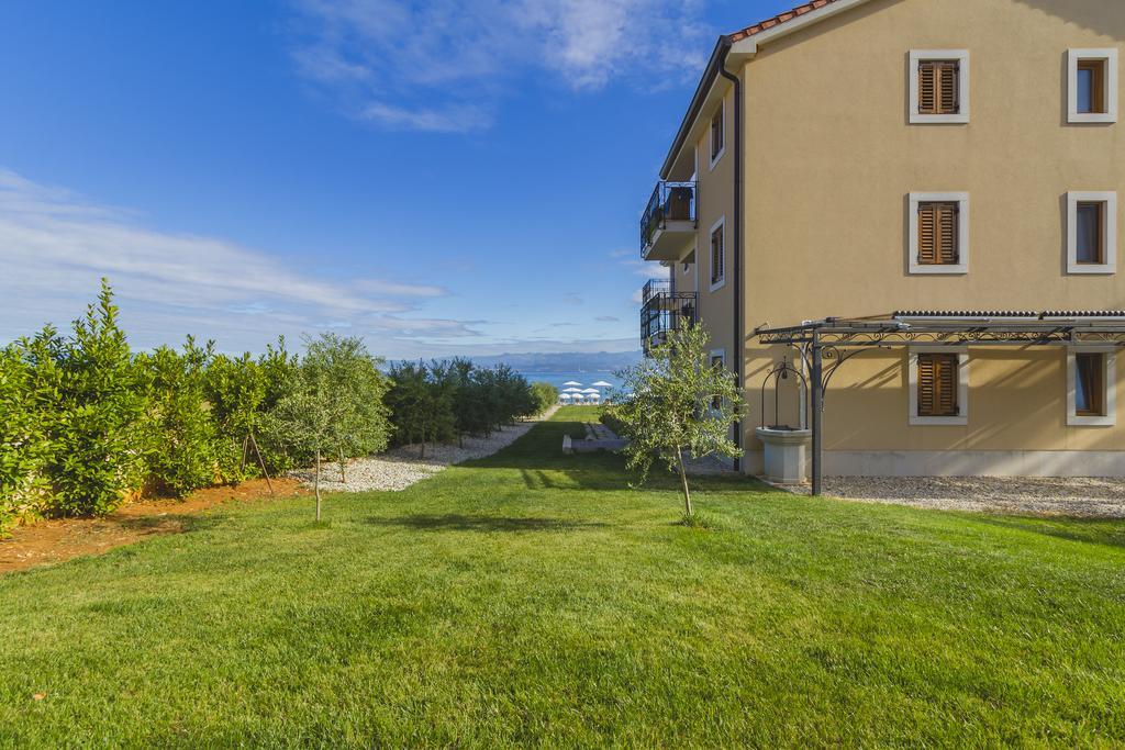 Luxury Apartments Villa Matea Malinska Exterior foto