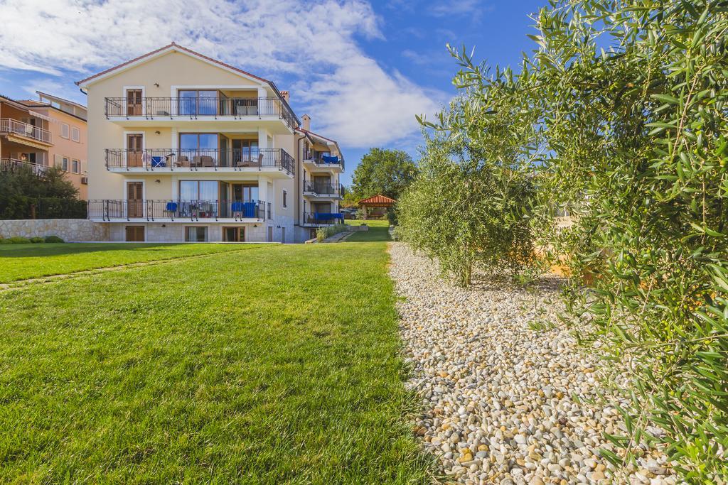 Luxury Apartments Villa Matea Malinska Exterior foto