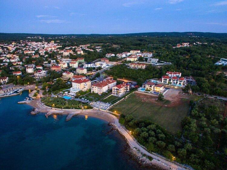 Luxury Apartments Villa Matea Malinska Exterior foto
